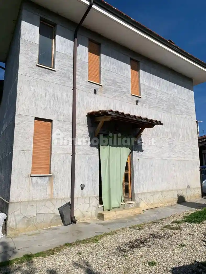 Rustico - Casale in vendita a Monteu Roero