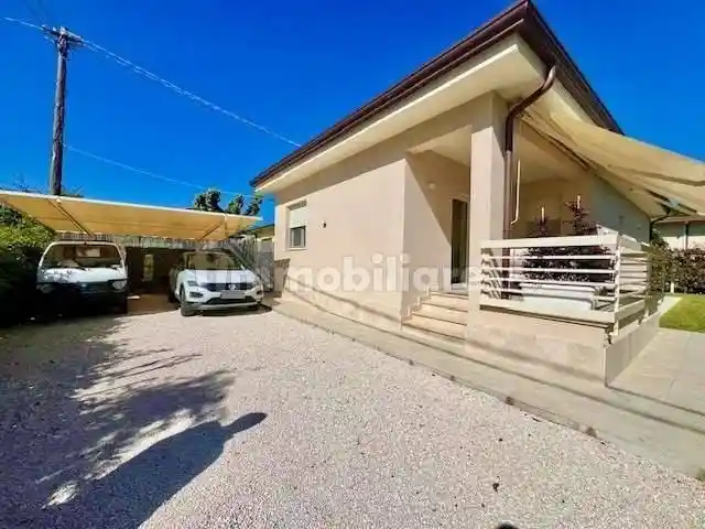 Villa in affitto a Forte dei Marmi