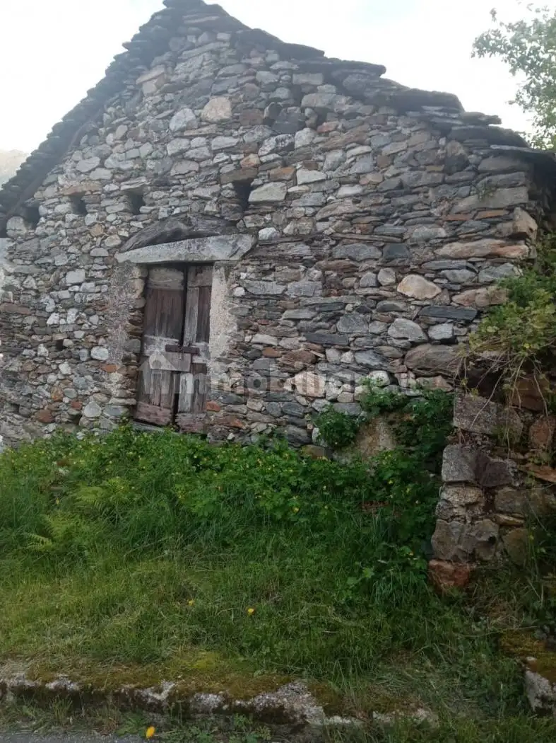 Rustico - Casale in vendita a Samolaco