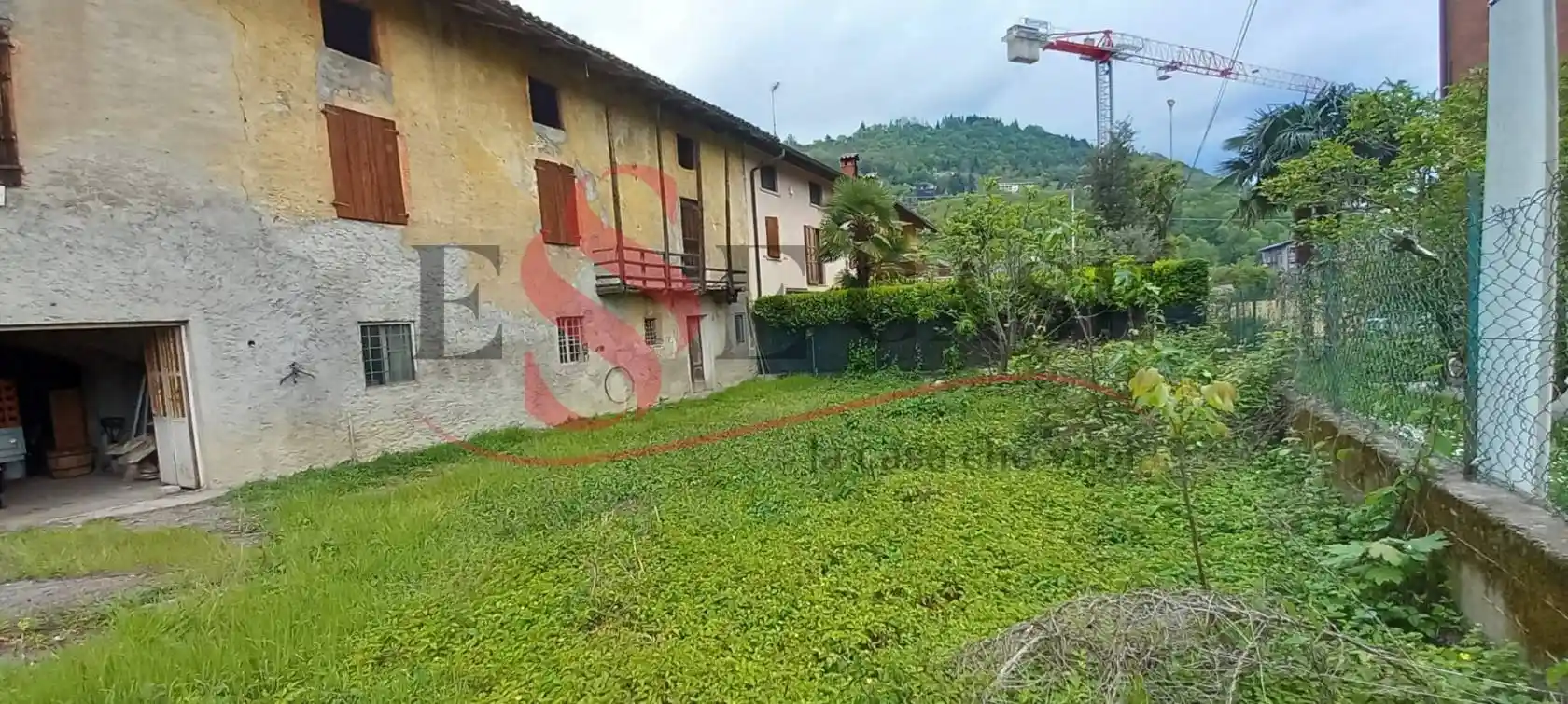 Rustico - Casale in vendita a Alzano Lombardo