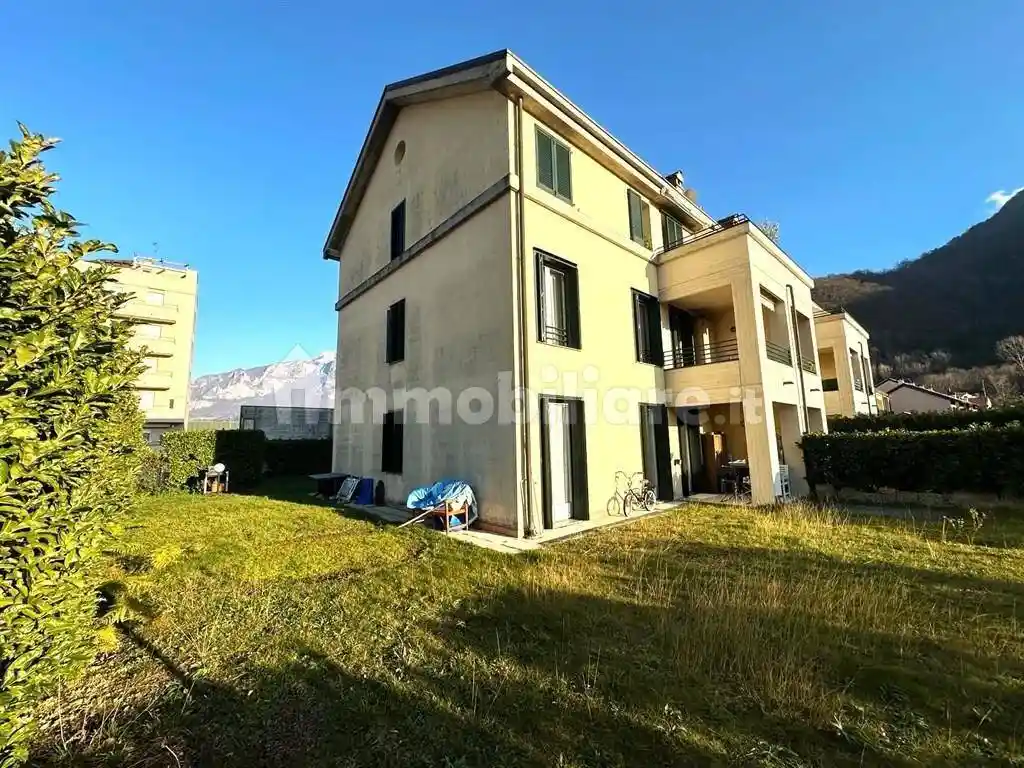 Appartamento in vendita a Malgrate