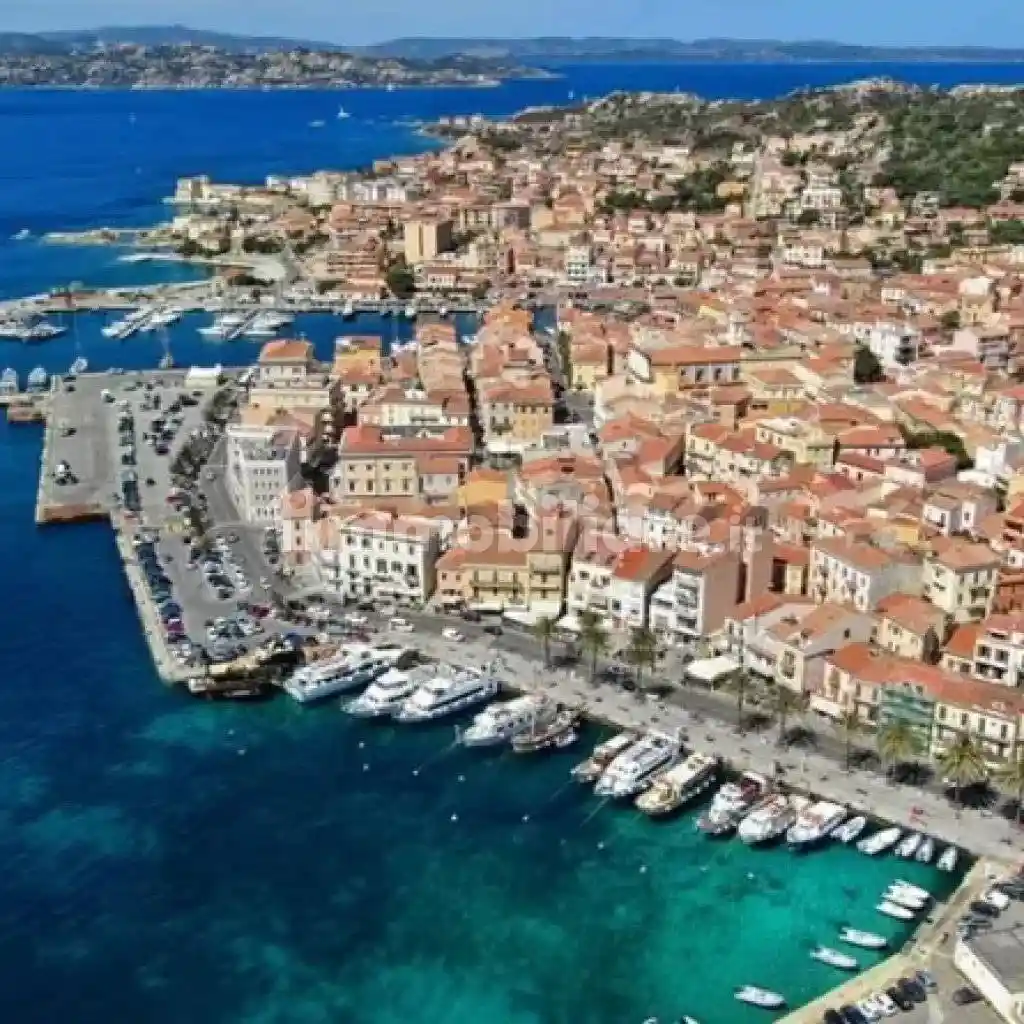 Appartamento in vendita a La Maddalena