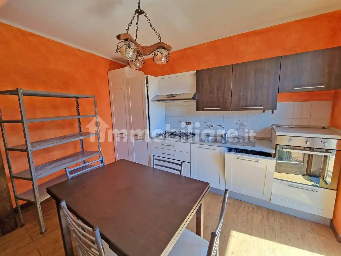 Appartamento in vendita a Ispra