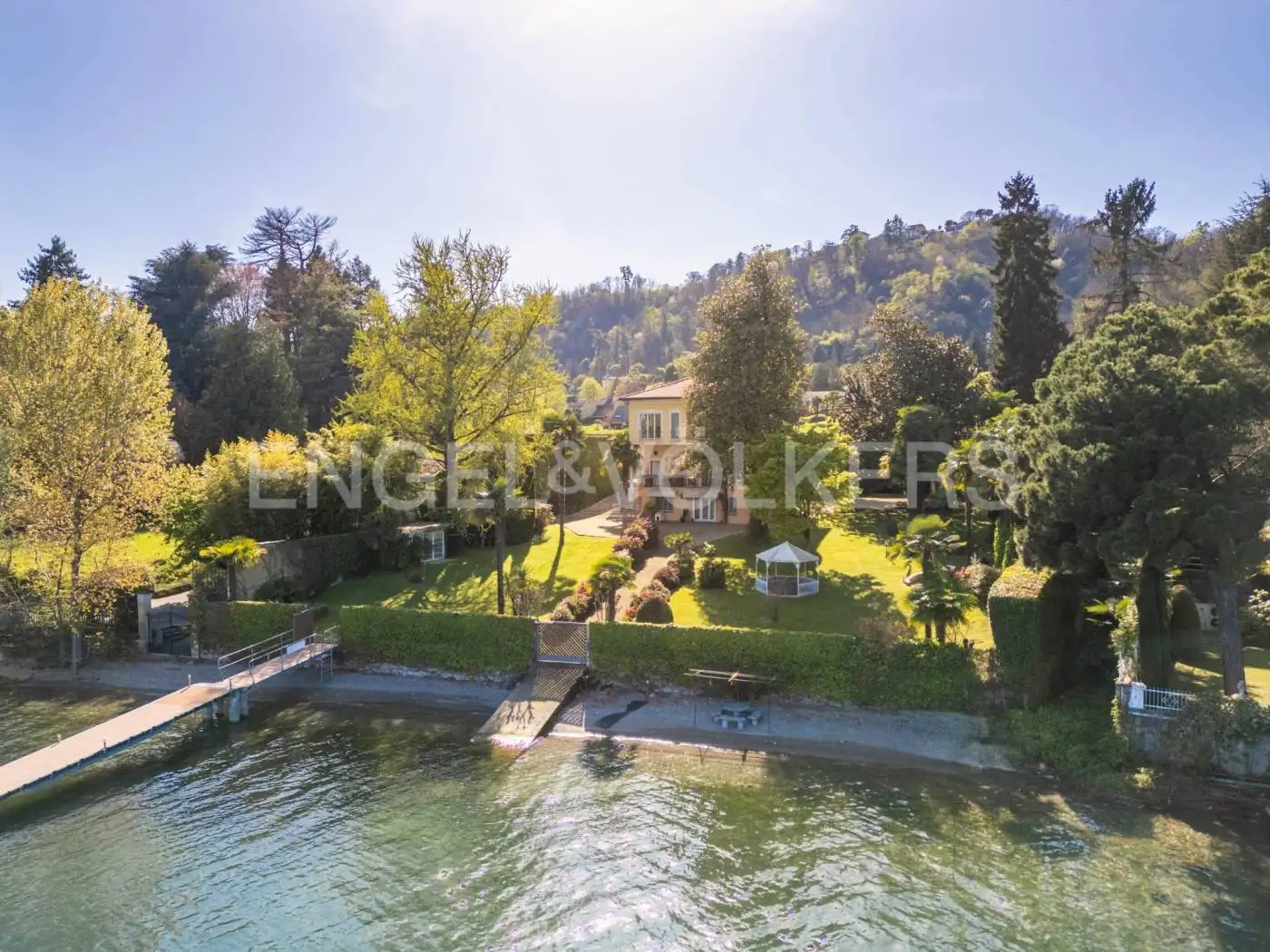 Villa in affitto a Lesa