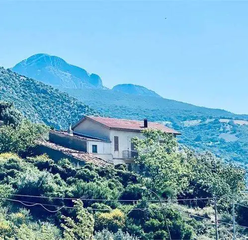 Villa in vendita a Civita