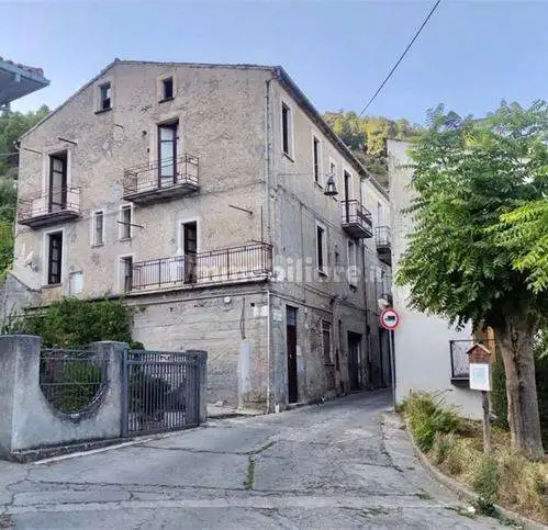 Palazzo - Edificio in vendita a Morano Calabro