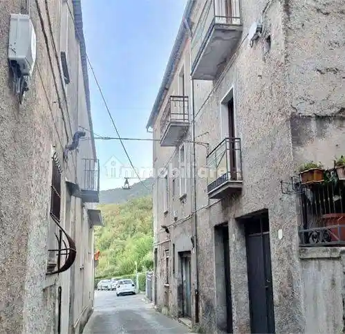 Palazzo - Edificio in Vendita - foto 2