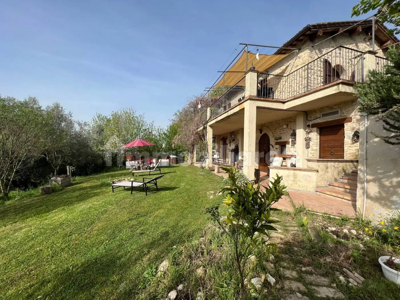 Rustico - Casale in vendita a Poggio Catino