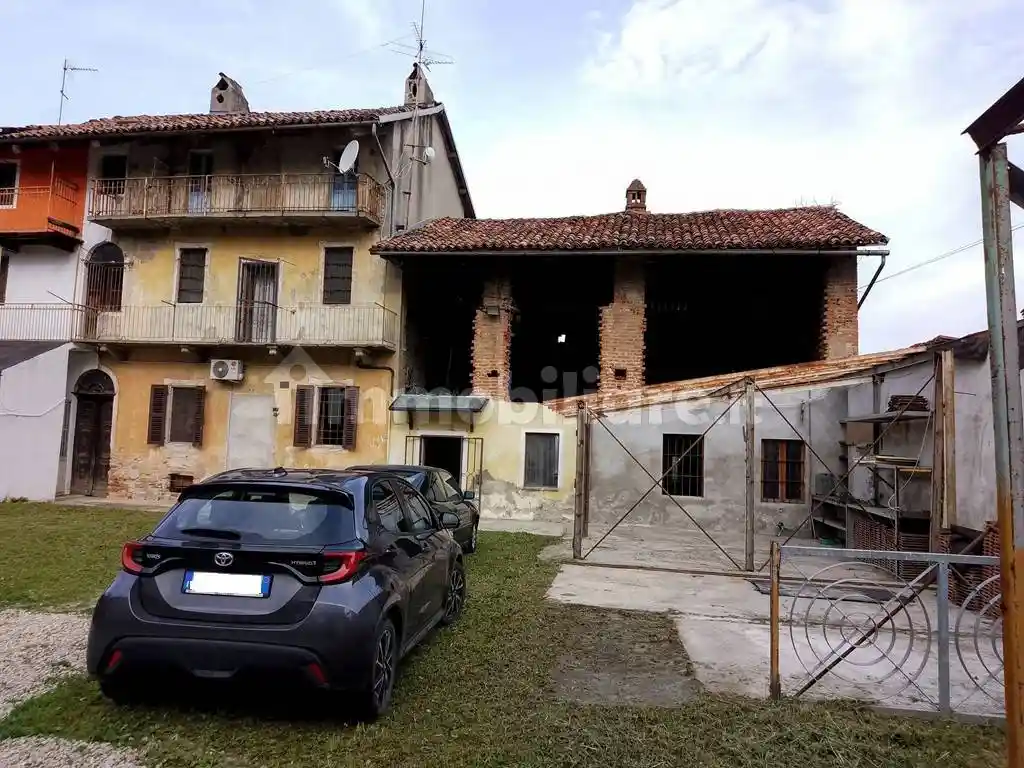 Casa indipendente in vendita a Verrua Savoia