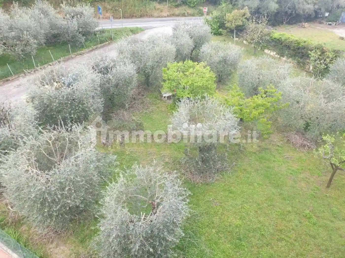 Appartamento in vendita a Folignano