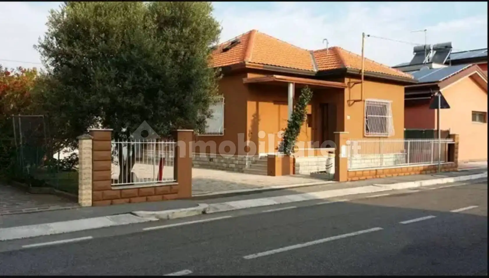 Casa indipendente in vendita a Cesena