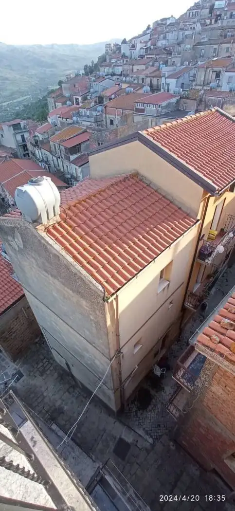 Terratetto unifamiliare via Crimea 19, Castel di Lucio