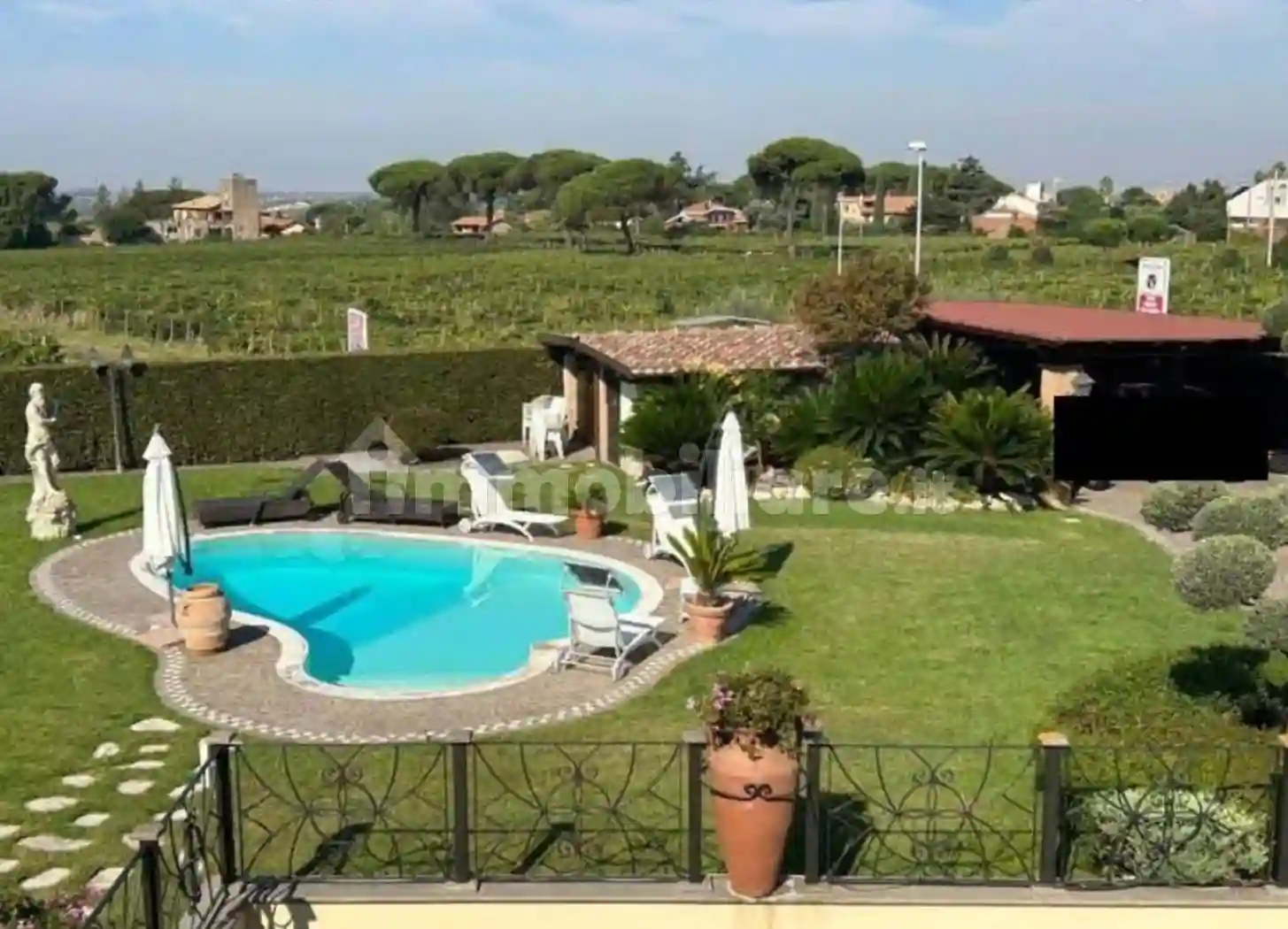 Villa - foto 2