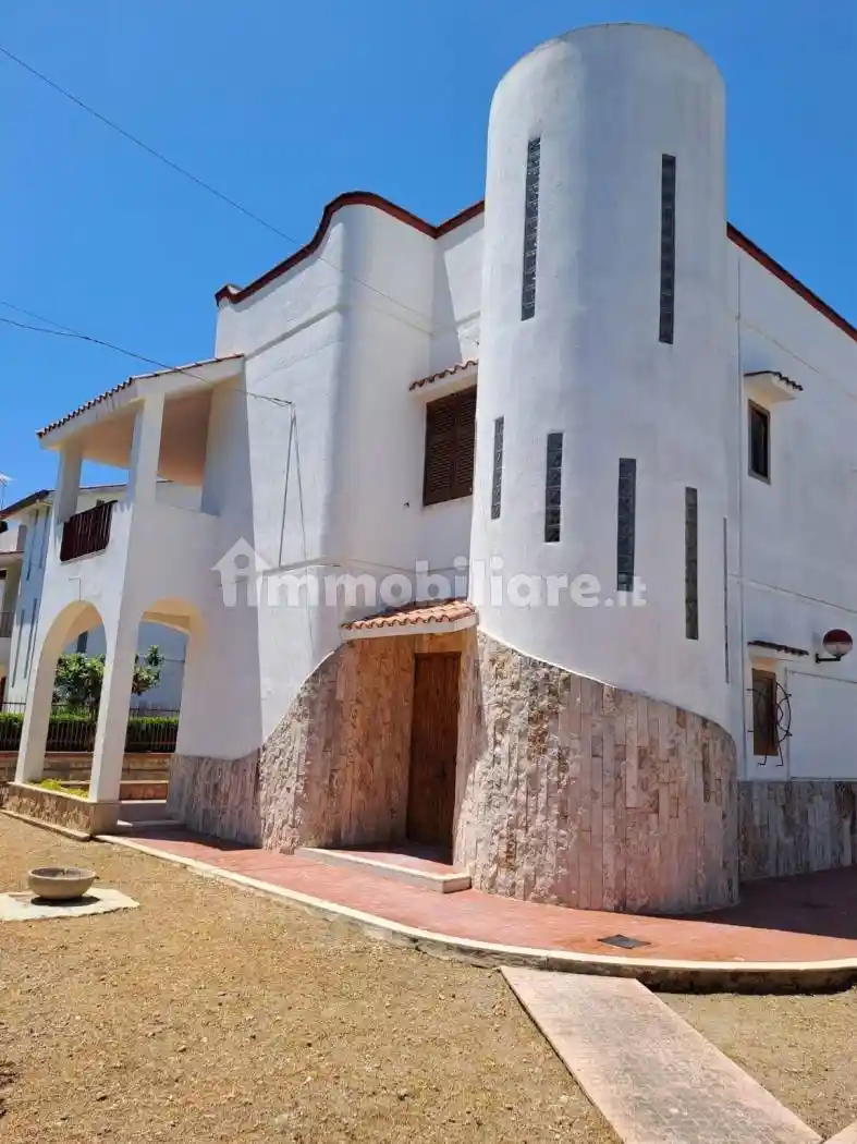 Villa in vendita a Leporano