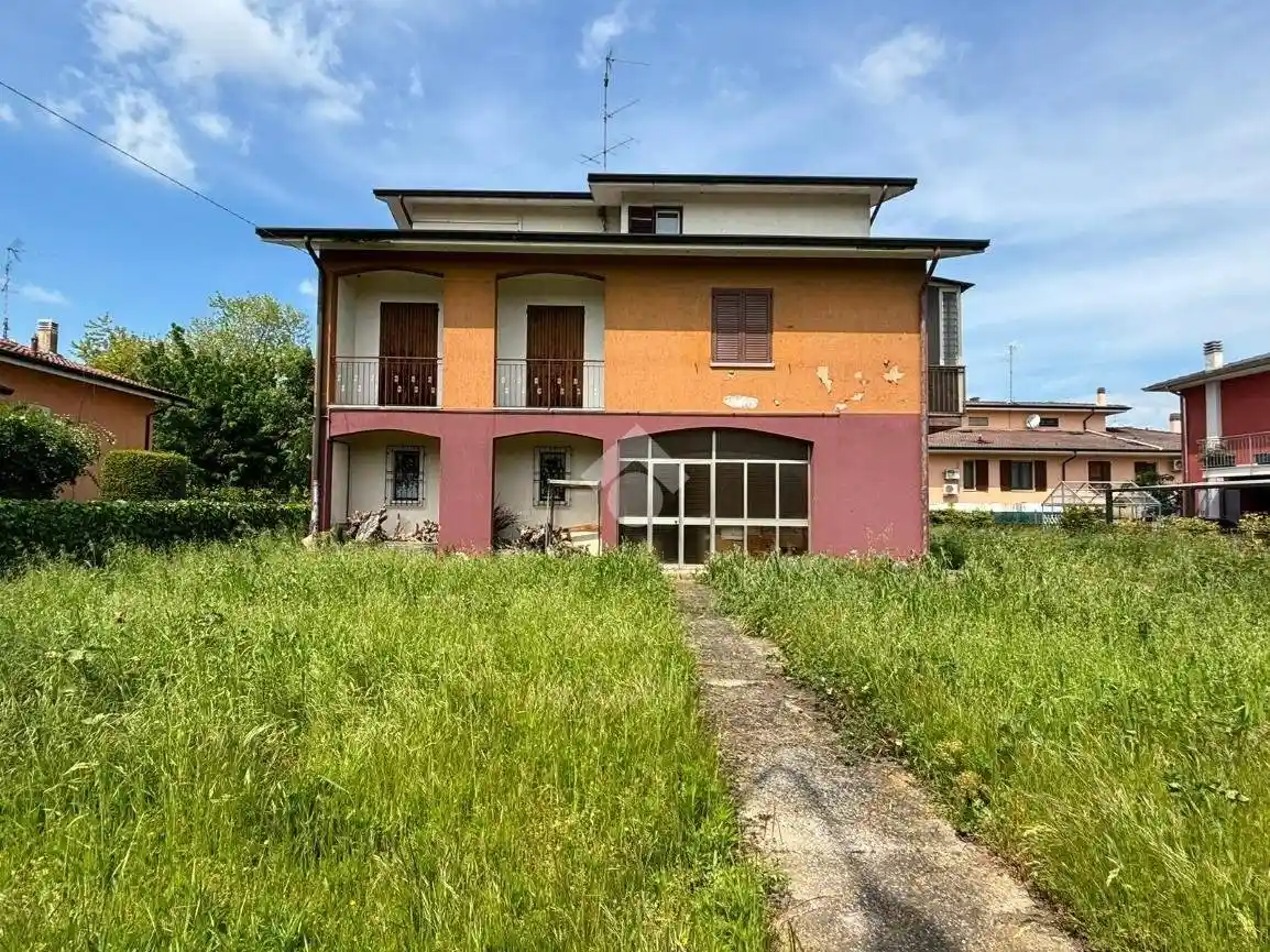 Villa in vendita a San Giorgio Bigarello