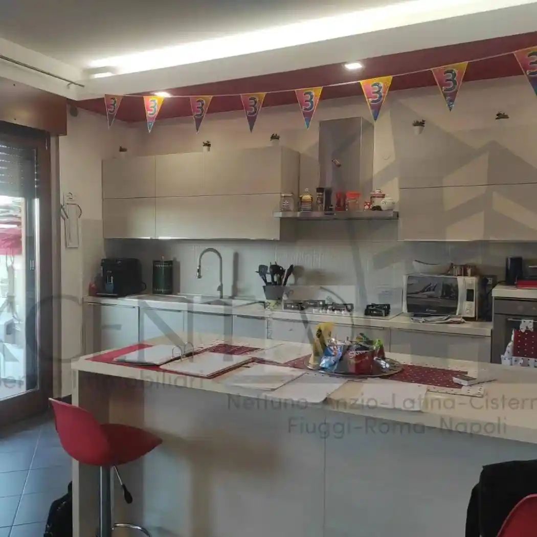 Appartamento in vendita a Cisterna di Latina