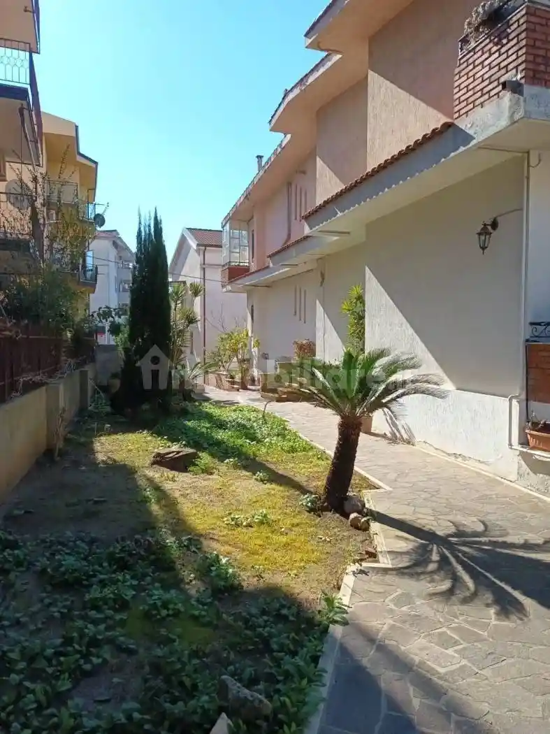 Appartamento in villa via La Corte, Centro, Nicotera - foto 3