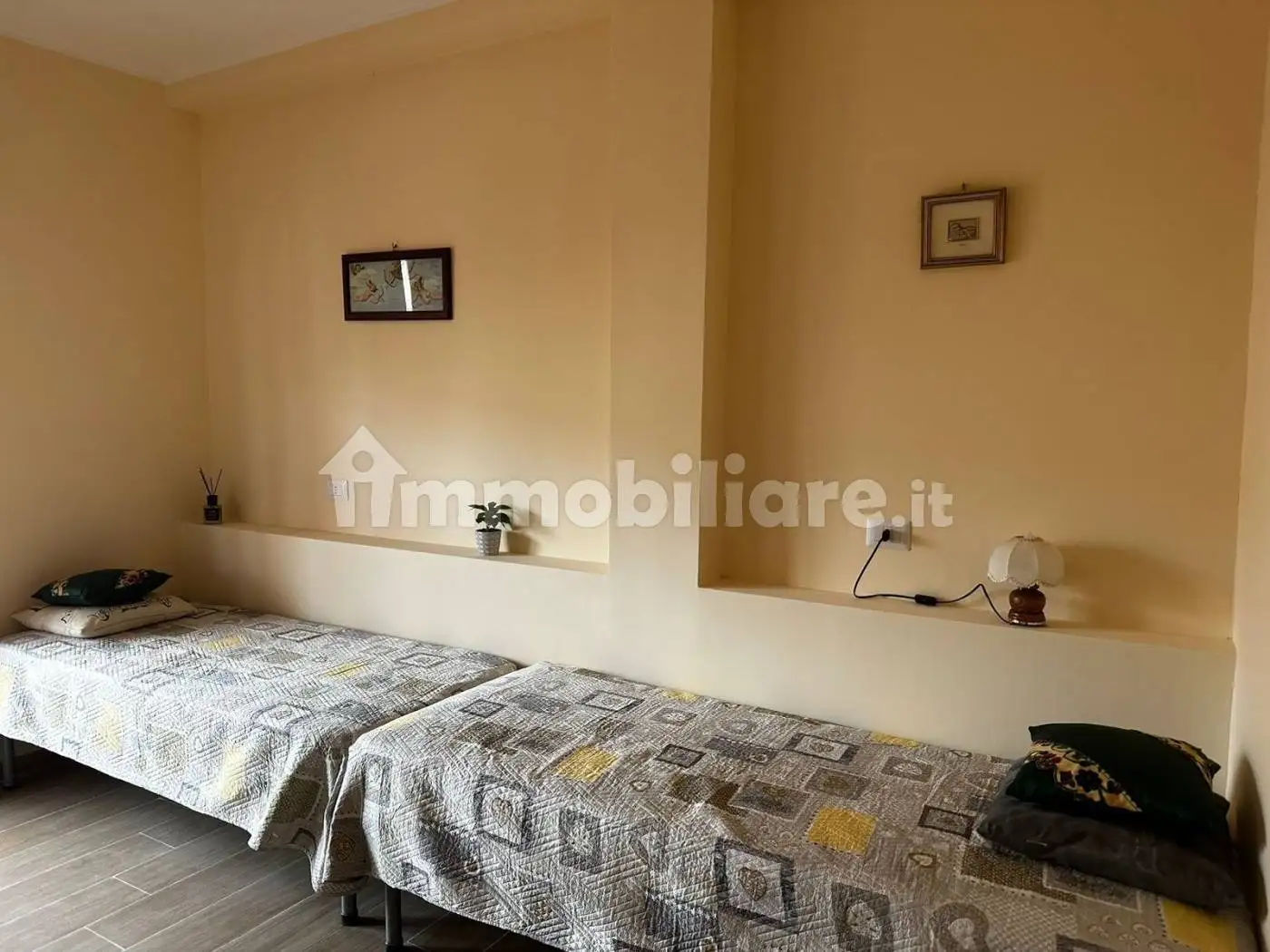 Appartamento in affitto a Mondragone