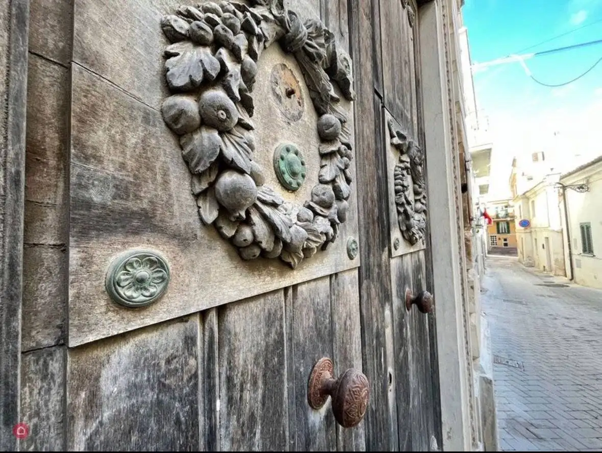 Palazzo - Edificio in vendita a Città Sant'Angelo