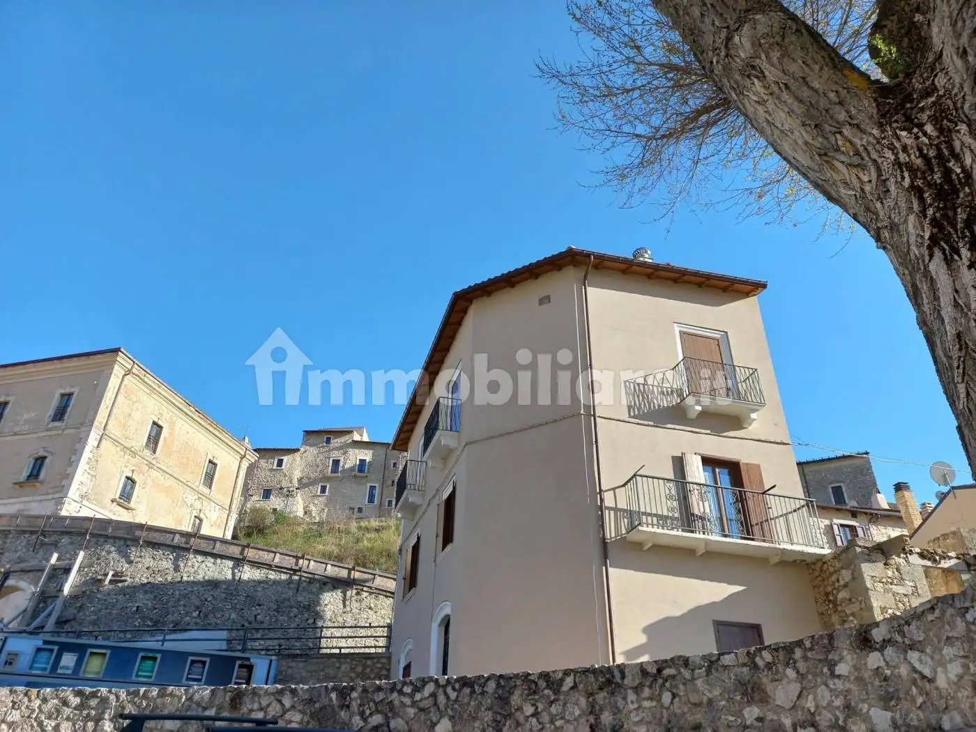 Terratetto unifamiliare via Cesare Battisti, Castel del Monte - foto 3