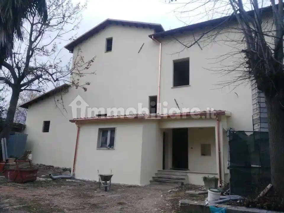 Palazzo - Edificio in vendita a Cermignano