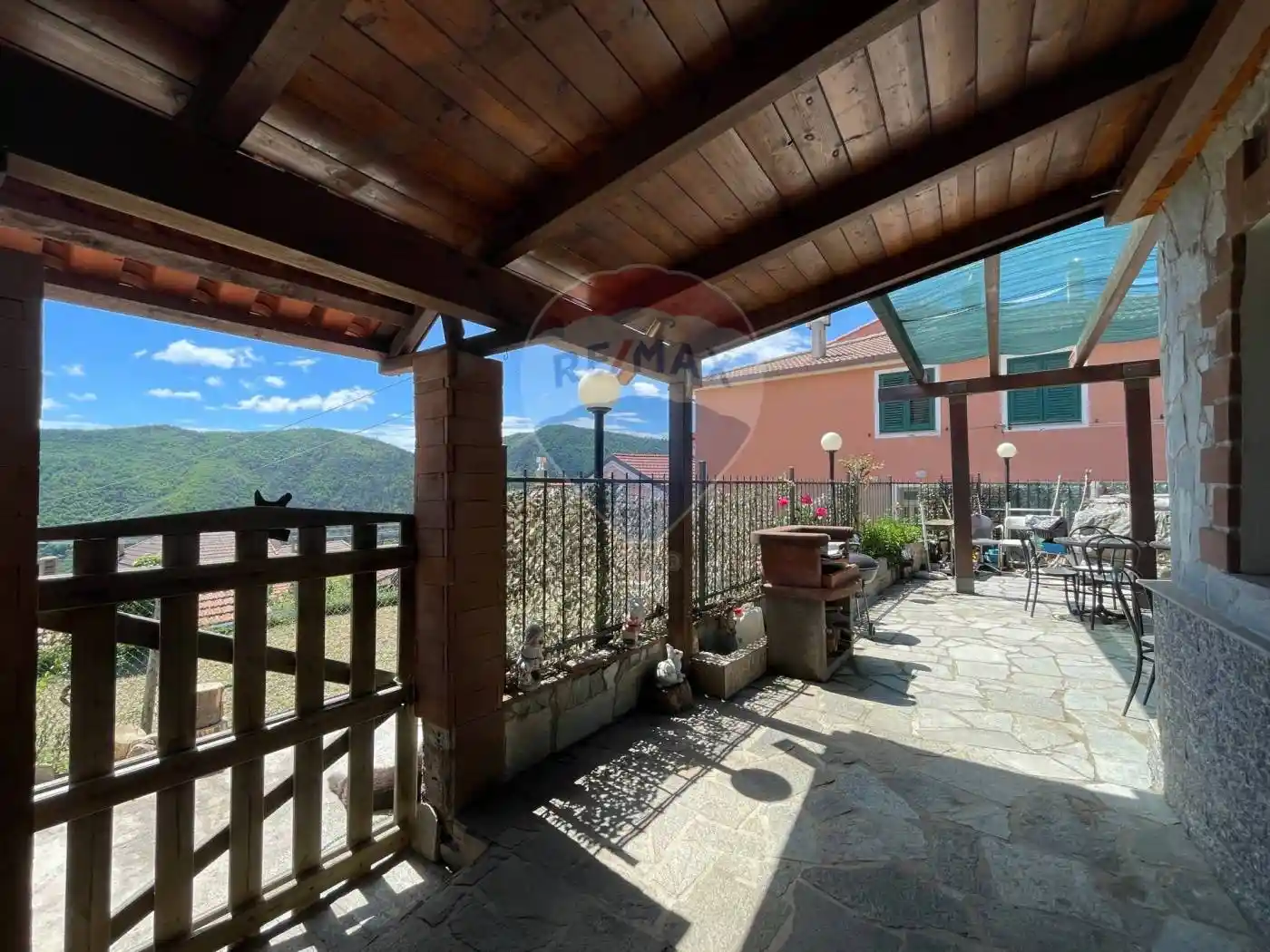 Villetta a schiera in vendita a Vado Ligure