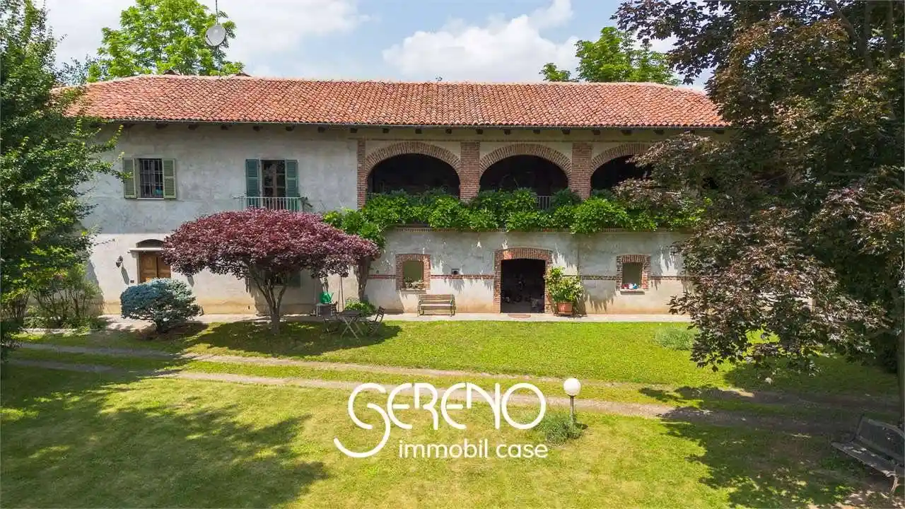 Rustico - Casale in vendita a Cuneo