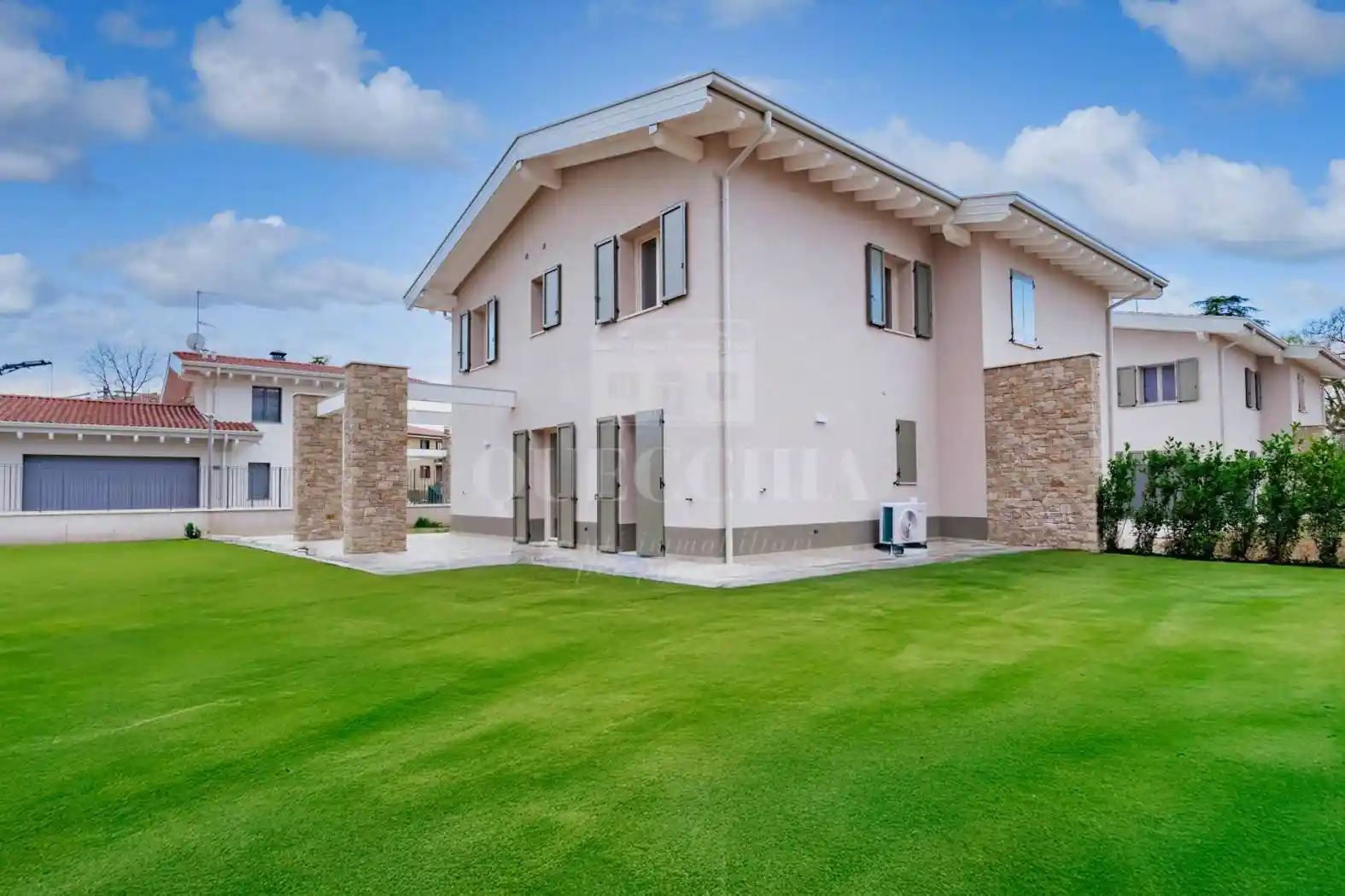 Villa in vendita a Castiglione delle Stiviere