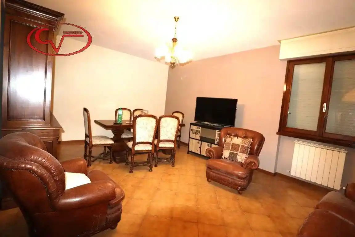 Casa indipendente in vendita a Bucine