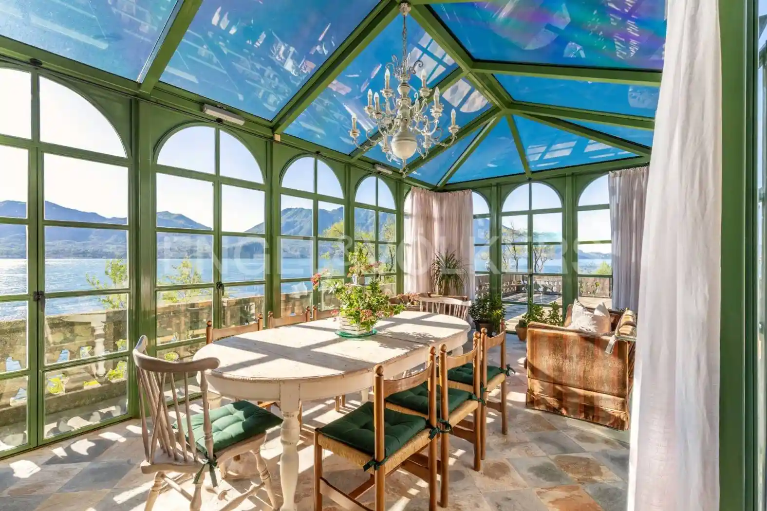 Villa in vendita a Oggebbio