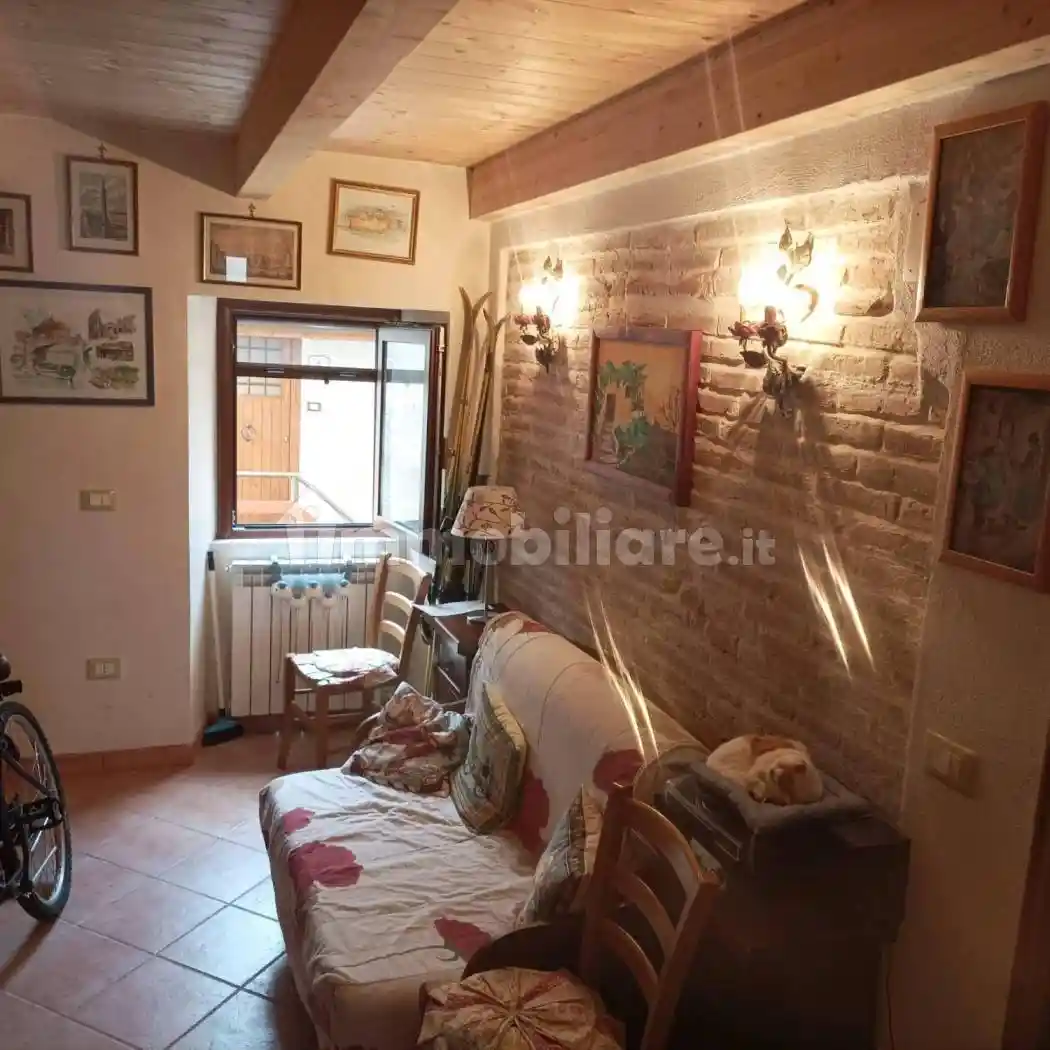 Terratetto unifamiliare 80 m², buono stato, Casamaina, Lucoli - foto 3