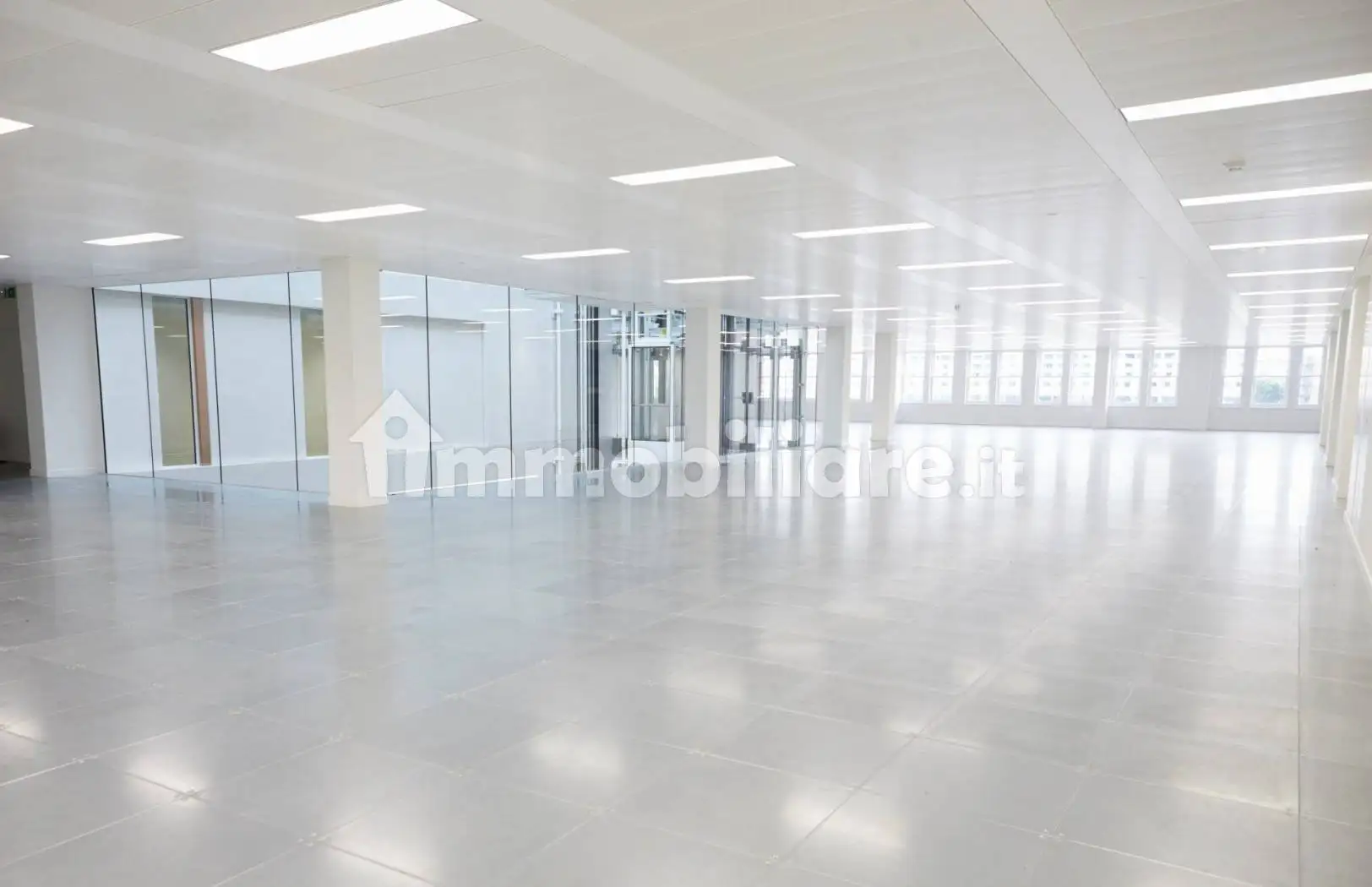 Building in vendita a Milan