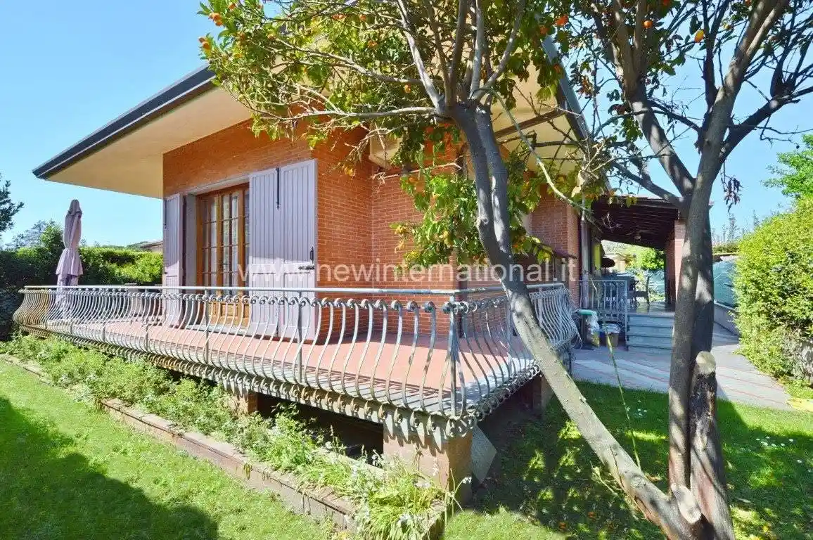 Villa in vendita a Forte dei Marmi