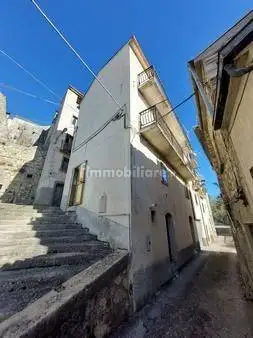 Casa indipendente in vendita a Civitaluparella