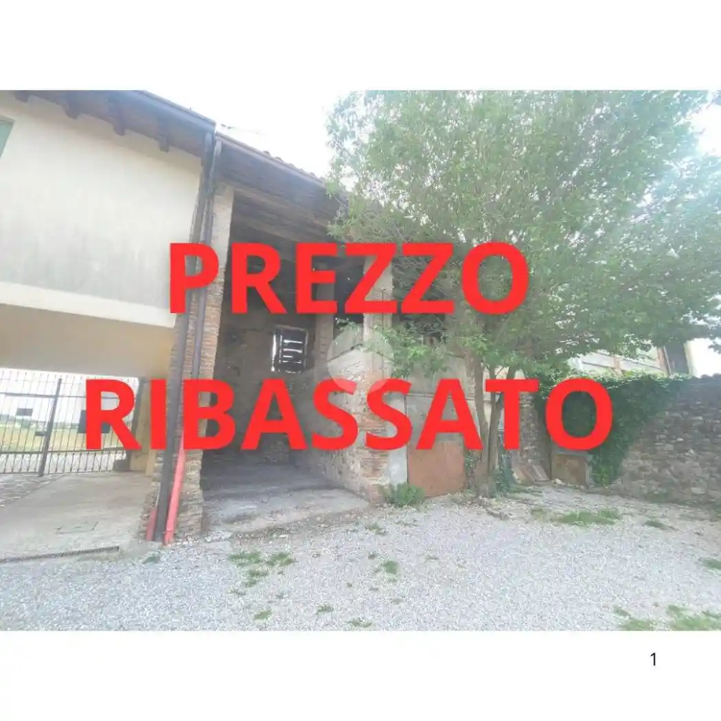 Rustico - Casale in vendita a Lonato del Garda