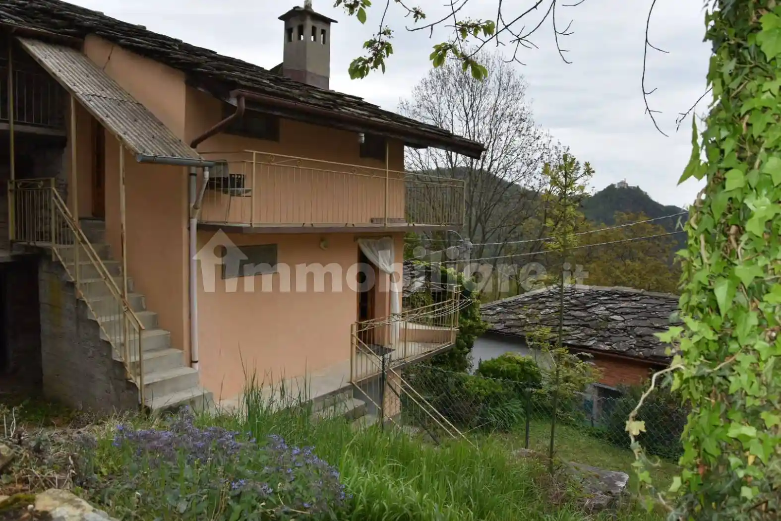 Casa indipendente in vendita a Mezzenile