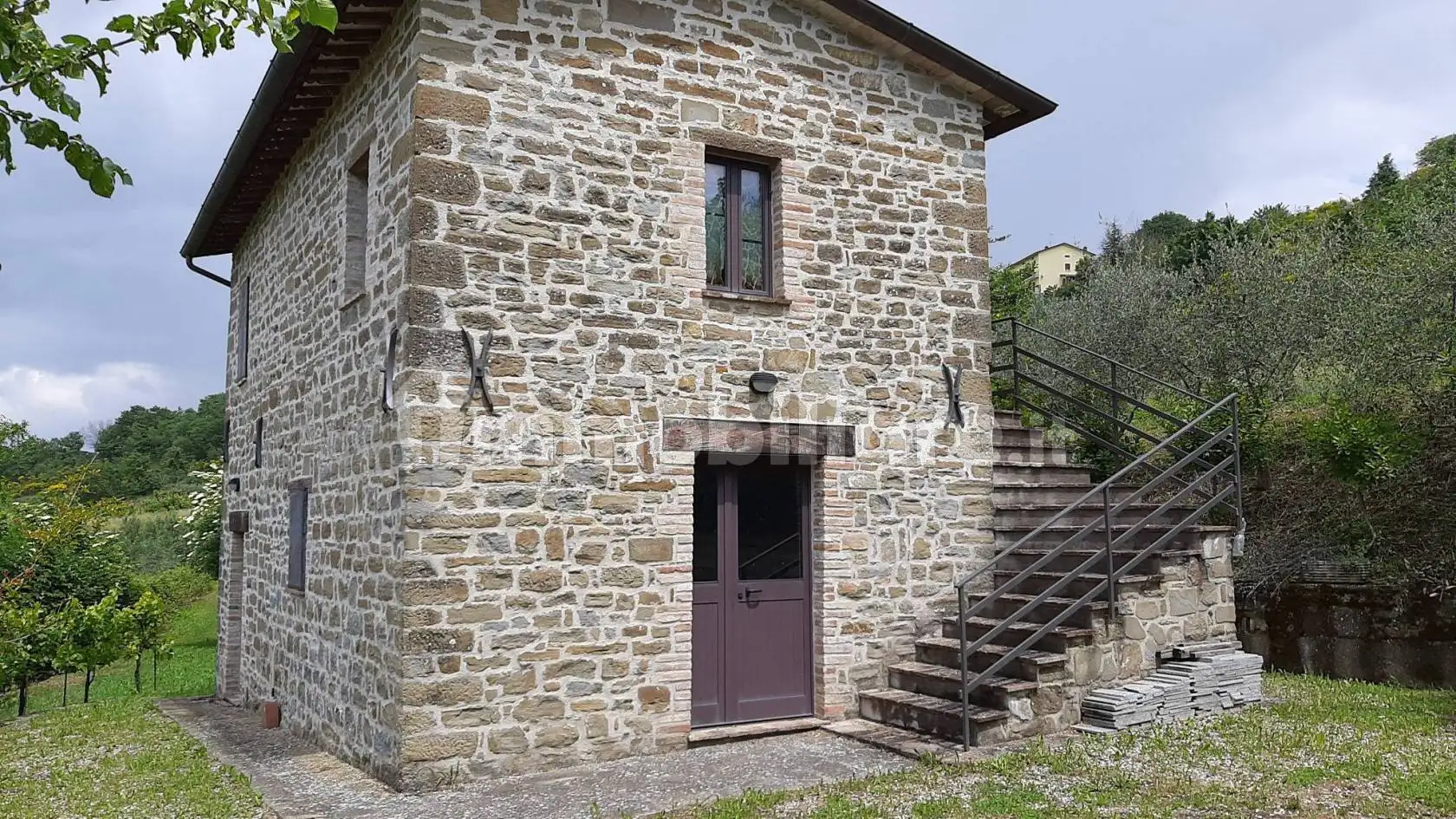 Rustico - Casale in vendita a Perugia