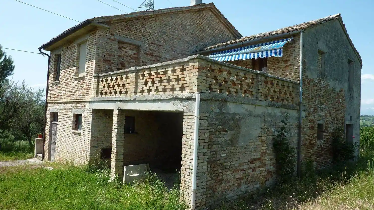 Rustico - Casale in vendita a Monsampolo del Tronto