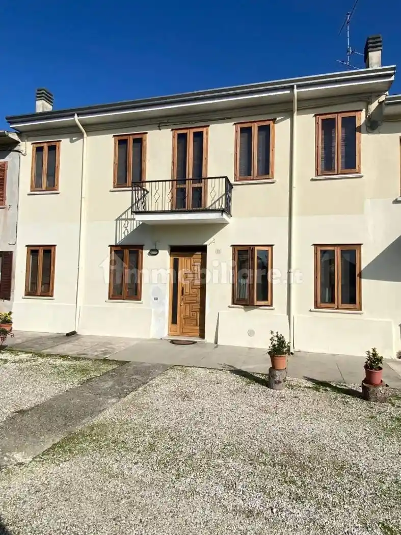 Villetta a schiera in vendita a San Benedetto Po