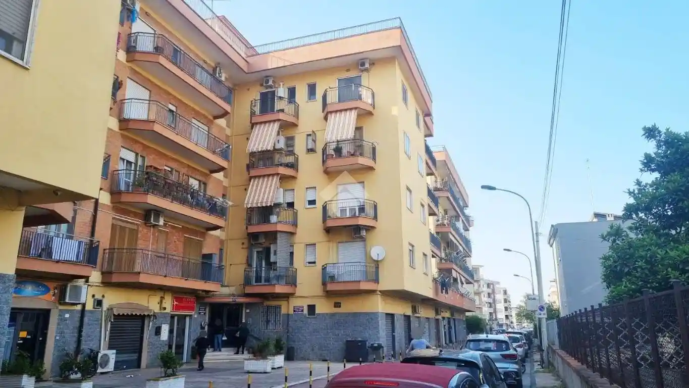 Monolocale via fratelli bandiera 7, Piazza Primavera, Passariello, Pomigliano d'Arco - foto 3