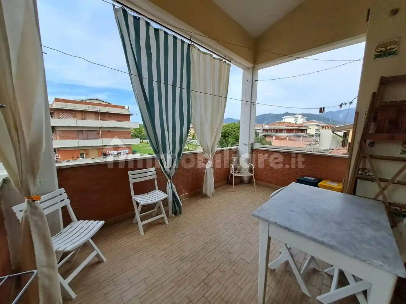 Appartamento in affitto a Carrara