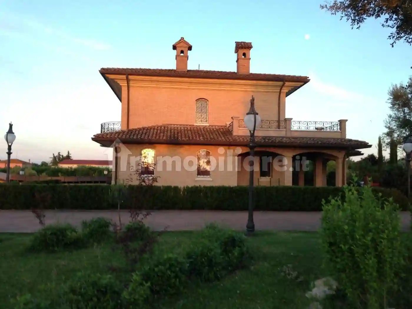 Villa - foto 2