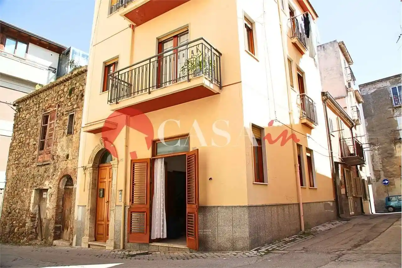 Casa indipendente in vendita a Sant'Agata di Militello