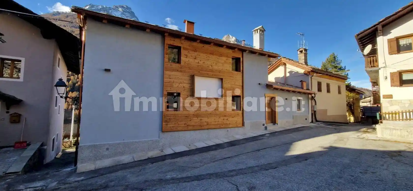 Appartamento in vendita a Cogne