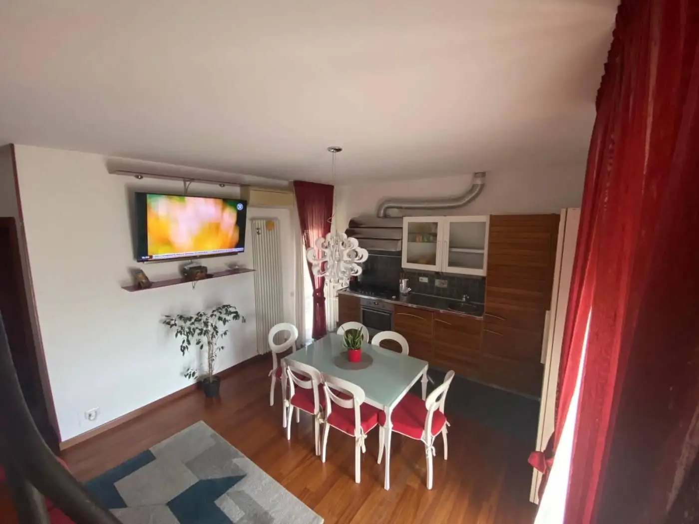 Appartamento in affitto a Sarzana