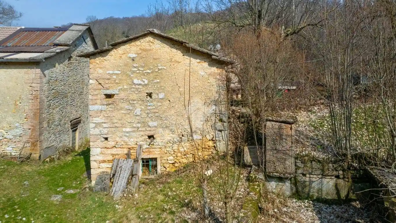 Rustico Contrada Pomari 1, San Francesco, Roverè Veronese - foto 2