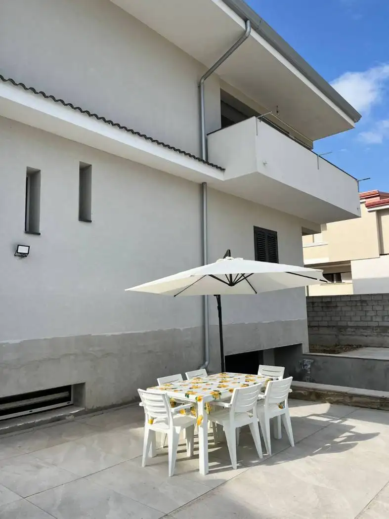 Appartamento in affitto a Cropani