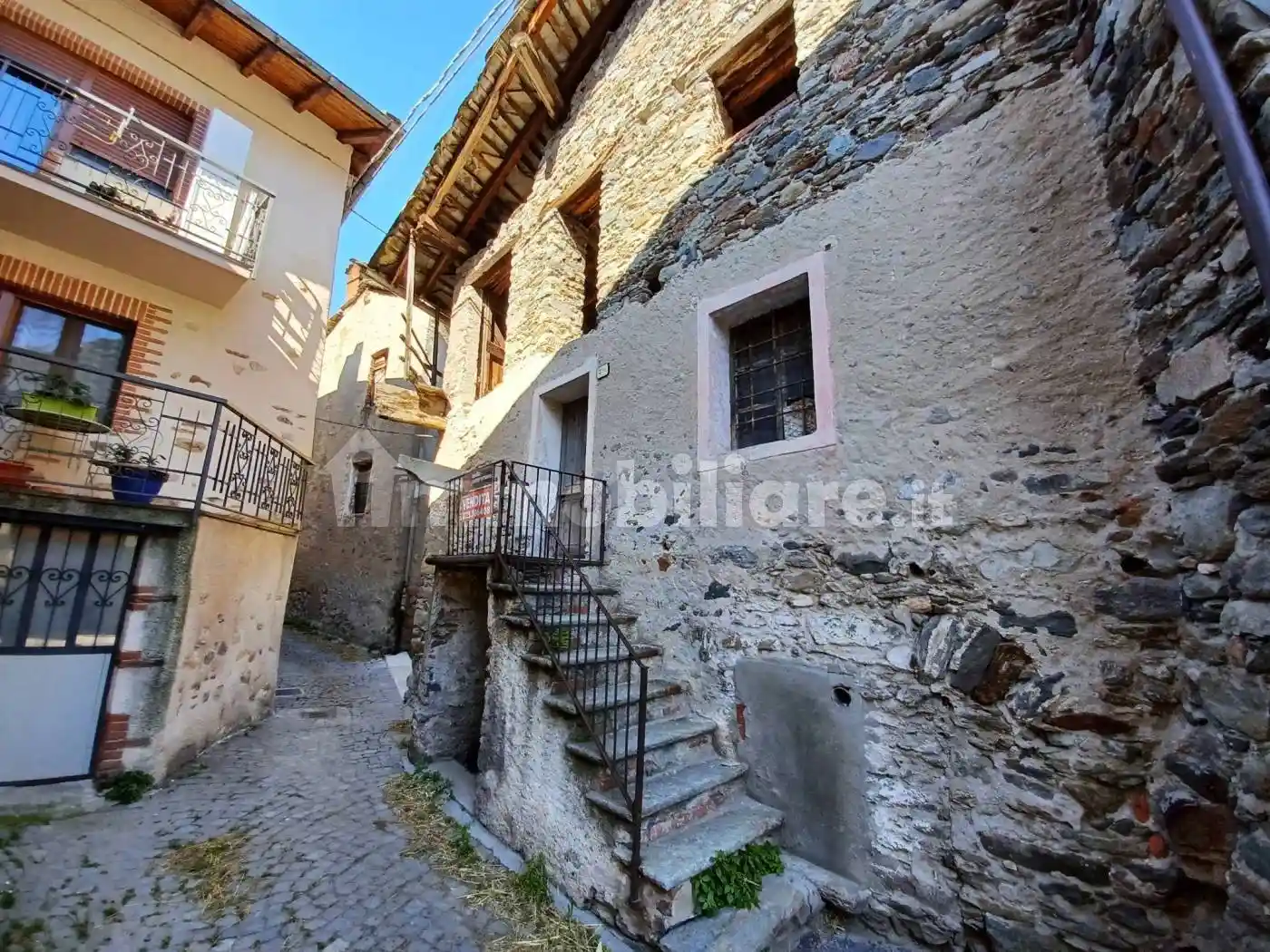 Casa indipendente in vendita a Donnas