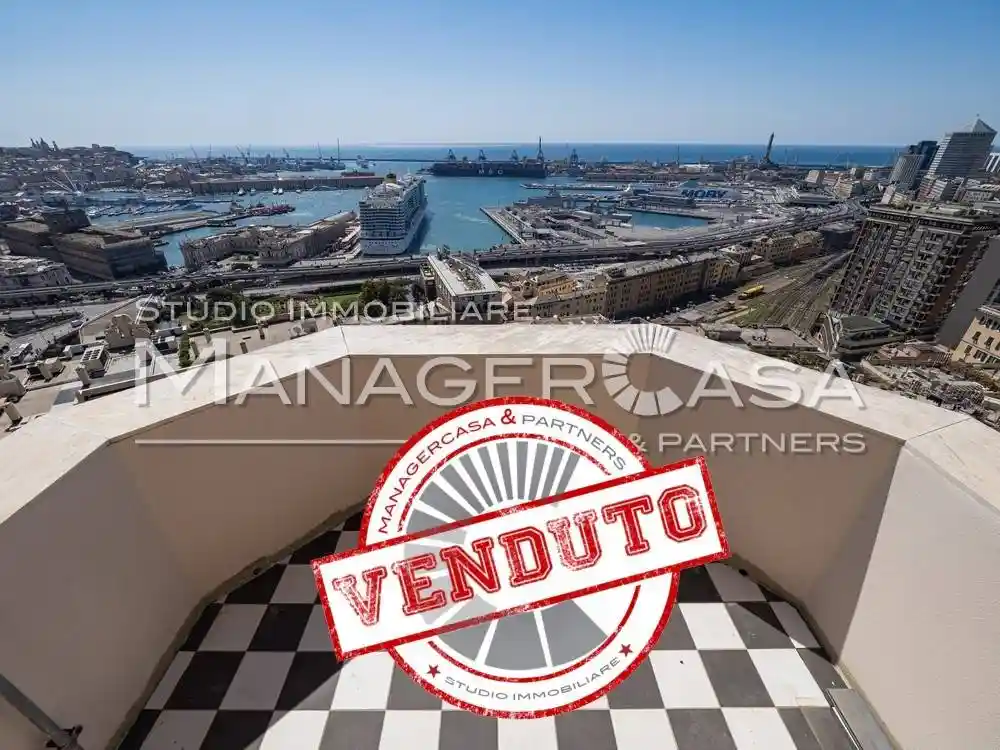 Appartamento in vendita a Genova