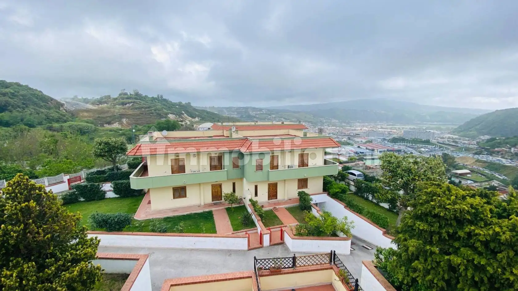 Villetta a schiera in affitto a Pozzuoli